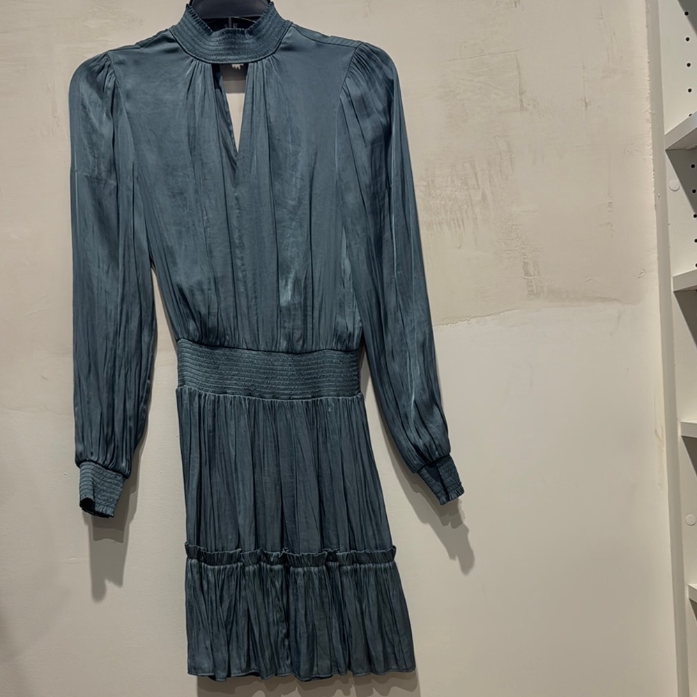Intermix Elegant Teal Long-Sleeve Dress